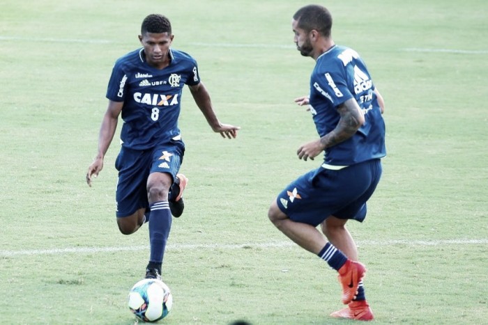 Rômulo não viaja para Brasília e Márcio Araújo será titular no clássico diante do Vasco