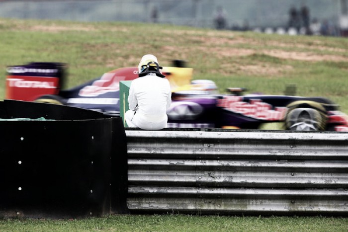 Ricciardo coincide con la decisión de Alonso de correr las 500 Millas de Indianápolis