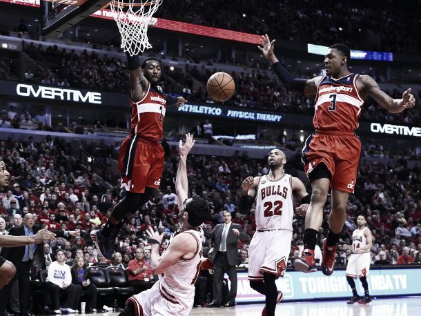 Wizards Beat Bulls in Overtime To Take 2-0 Series Lead
