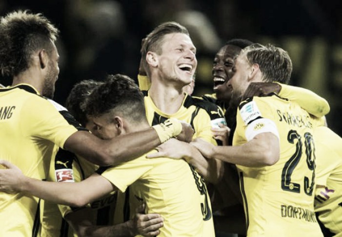 Bundesliga, il Borussia Dortmund batte il Friburgo e sale momentaneamente in vetta