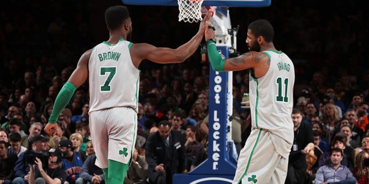 NBA - Irving trascina Boston a New York, Miami in scioltezza. Utah riparte dai Mavericks