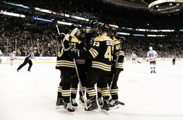 Los Bruins, cada vez a más