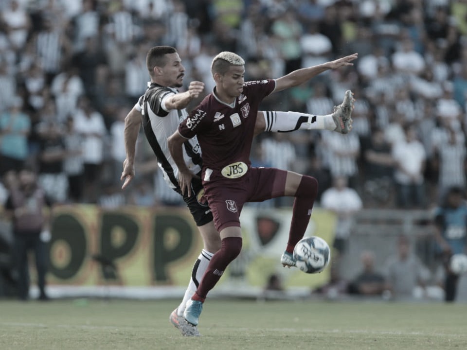 Na estreia de Leonardo Moura, Botafogo-PB vence Náutico e cola na liderança do Grupo A Na estreia de Leonardo Moura, Botafogo-PB vence Náutico e cola na liderança do Grupo A