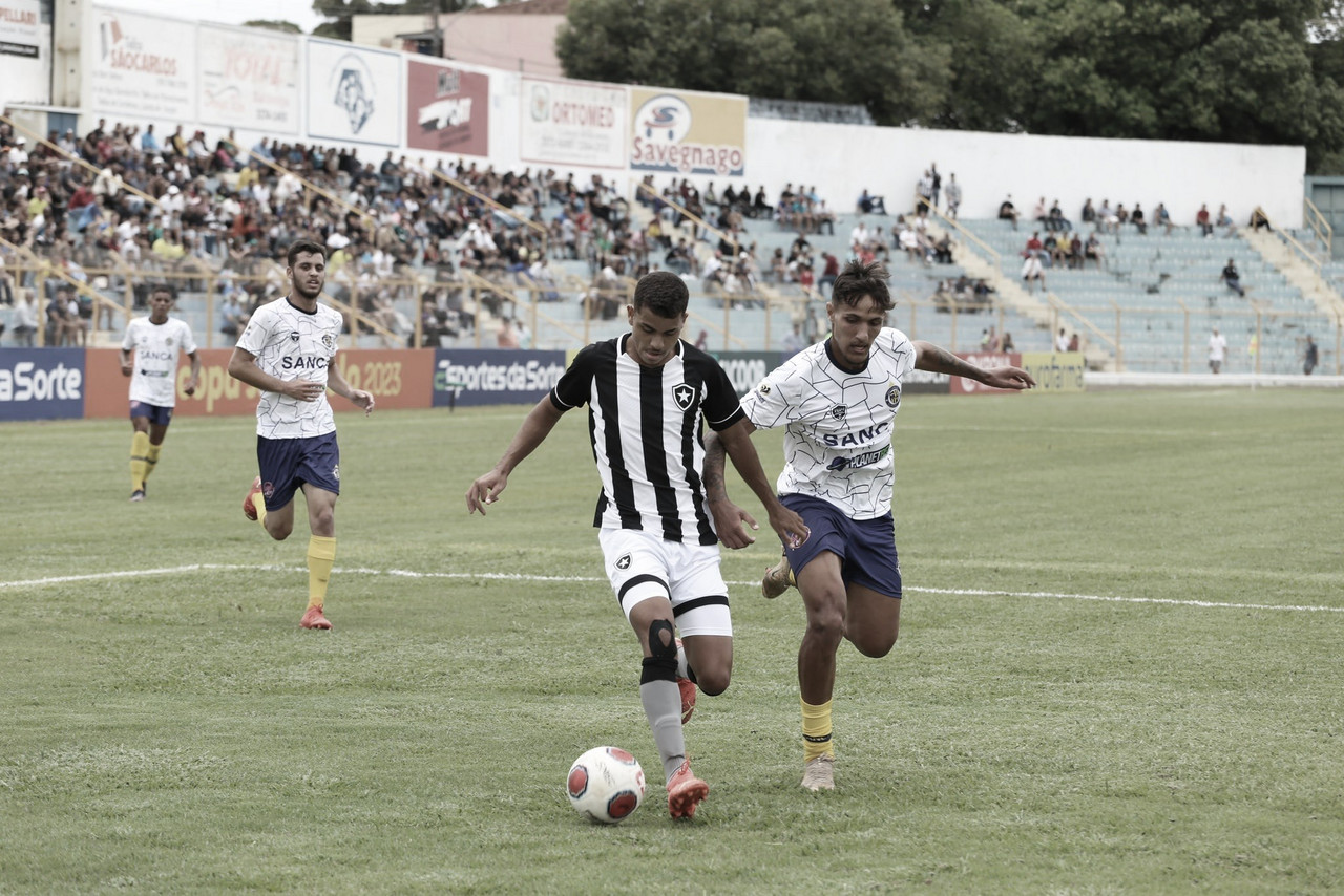 Botafogo vence São Carlos e se classifica para próxima fase da Copinha