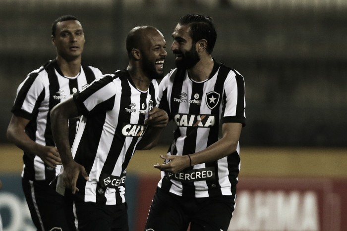Bruno Silva marca duas vezes e Botafogo encaminha classificação ao vencer Portuguesa-RJ