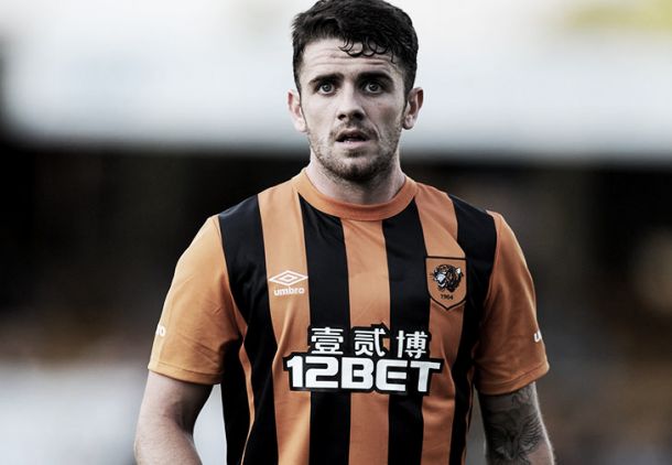 Hull City look to open up contract negotiations with Robbie Brady