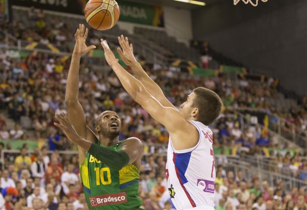 Basket, Mondiali 2014, girone A: Il Brasile domina, si fa rimontare, soffre e vince contro la Serbia