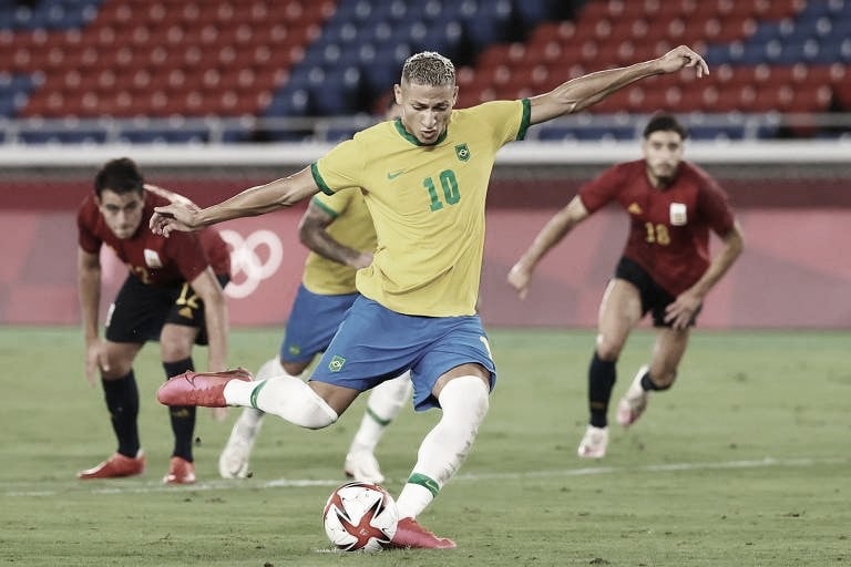 Brasil enfrenta a Espanha em amistoso em segunda partida de Dorival Júnior