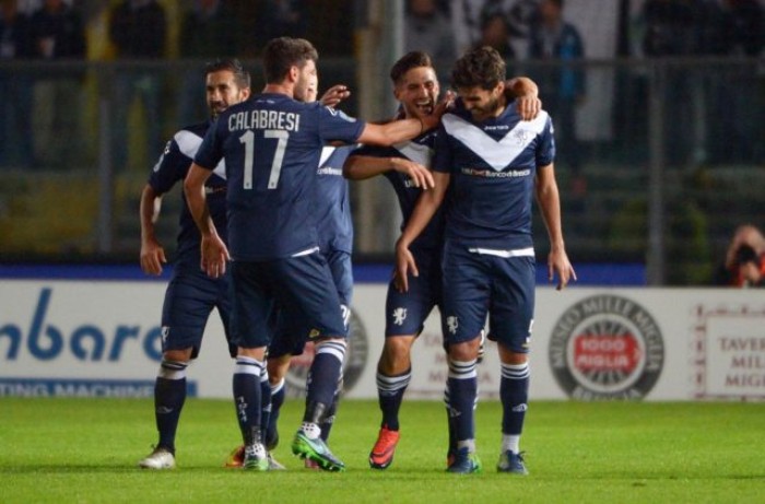 Serie B, anticipo da urlo al Rigamonti: Brescia batte Cesena 3-2