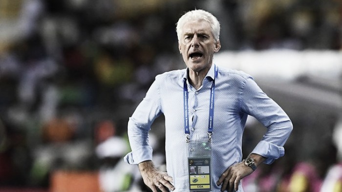 Apesar da derrota, Hugo Broos elogia equipe de Camarões: "Acho que jogamos bem"