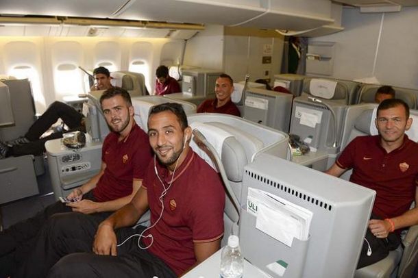 Com 31 jogadores, Roma desembarca nos Estados Unidos