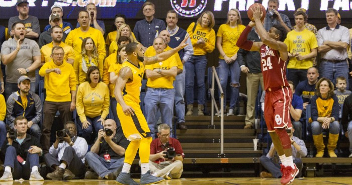 Oklahoma Sooners 67-69 West Virginia Mountaineers in 2016 Big 12 Tournament