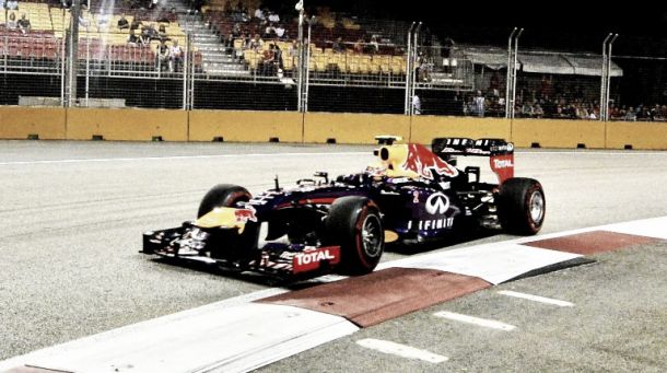 Vettel logra una aplastante victoria en Singapur