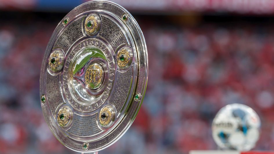 Should the Bundesliga have a play-off system to decide
the title? 