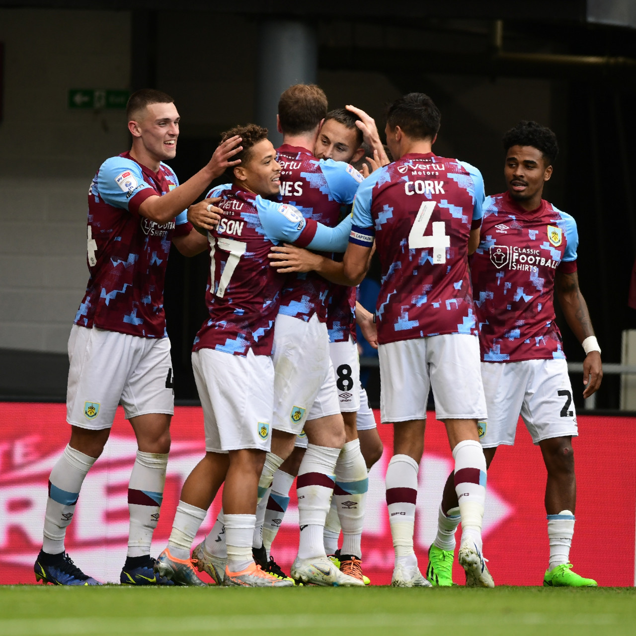 Goals and Highlights: Burnley 1-1 Hull City in Championship 2022