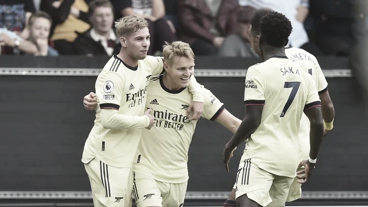 Gols e melhores momentos de Arsenal 2 x 0 Leeds United pela Copa da Liga Inglesa Gols e melhores momentos de Arsenal 2 x 0 Leeds United pela Copa da Liga Inglesa
