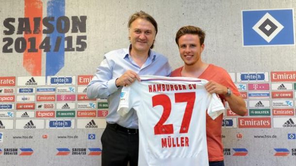 Hamburg Complete Nicolai Muller Signing