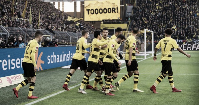 El Dortmund rescató un empate sobre el final ante el Friburgo