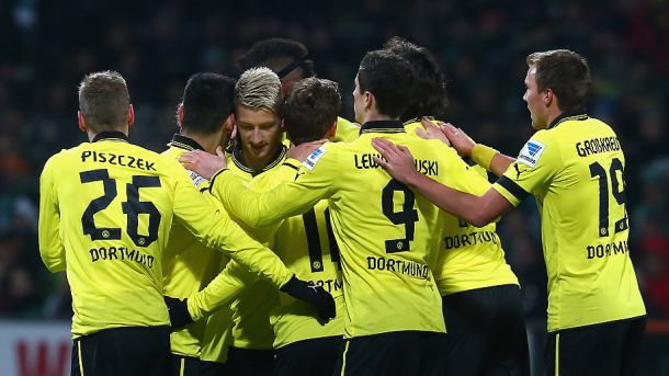 Il BVB agguanta il terzo posto, ma l'Augsburg organizza lo scherzo perfetto