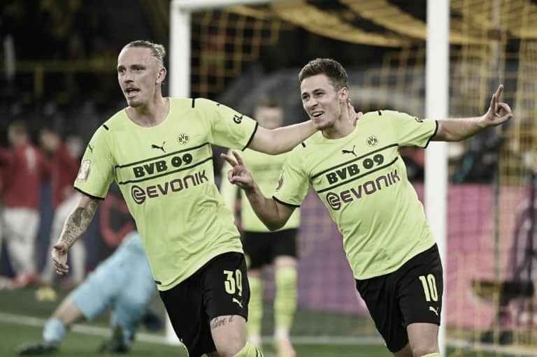 Com dois de Thorgan Hazard, Borussia Dortmund vence Ingolstadt e avança na DFB Pokal