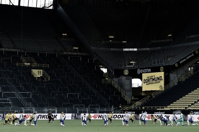 Borussia Dortmund derrota Hertha Berlin e abre vantagem na vice-liderança Borussia Dortmund derrota Hertha Berlin e abre vantagem na vice-liderança