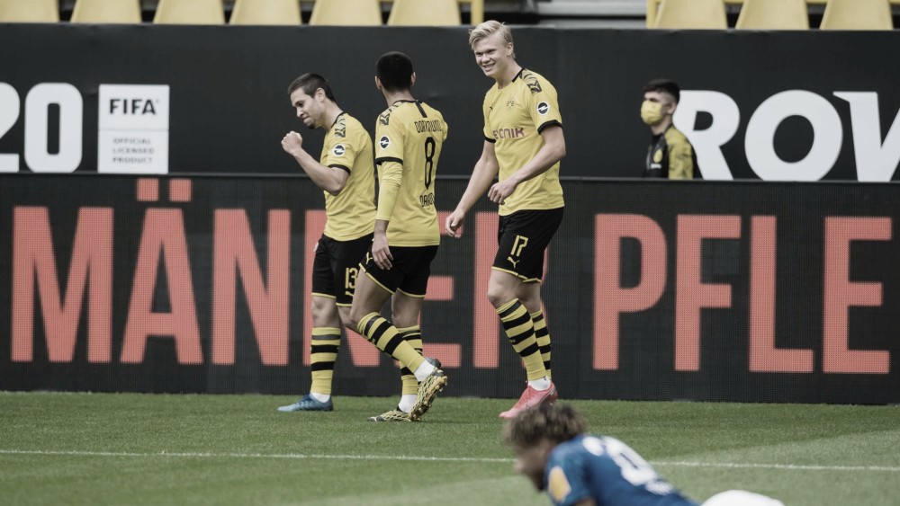 O futebol voltou! Borussia Dortmund leva a melhor e goleia Schalke 04 no Revierderby
