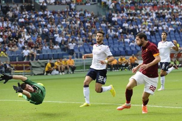 La Roma aggancia la Juventus: 2-0 al Cagliari