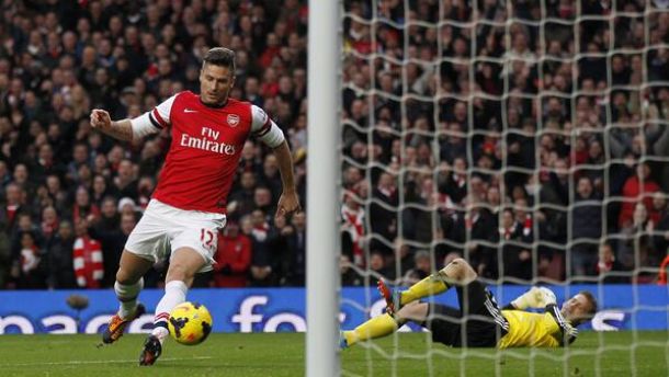 Arsenal sempre in testa, Giroud stende il Southampton