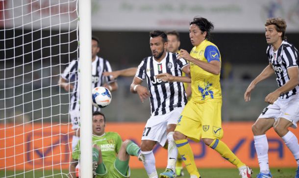 Juve in rimonta, Chievo ko tra le polemiche