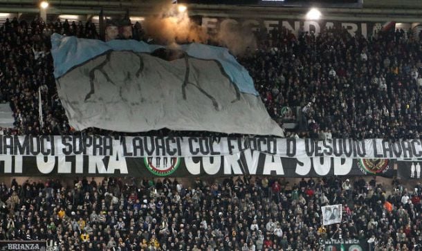 Mano pesante del giudice sportivo dopo i cori di Juve - Napoli Mano pesante del giudice sportivo dopo i cori di Juve - Napoli