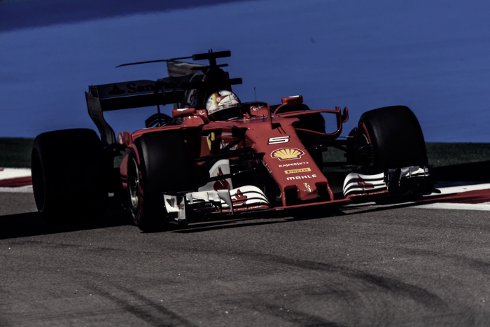 Da Sochi emerge una grande Ferrari: Vettel il più veloce nelle FP2, 2° Raikkonen