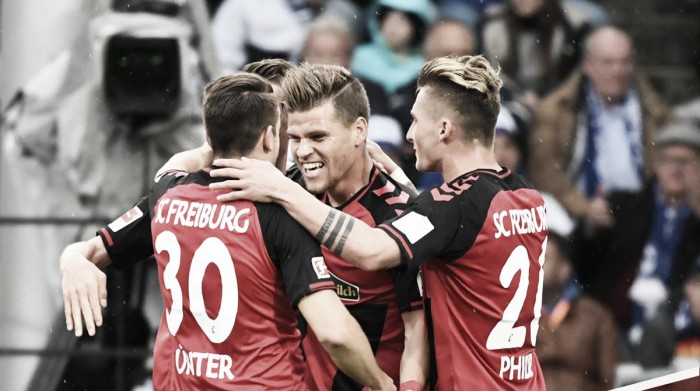 El Friburgo y Niederlechner dan un repaso al Schalke 04