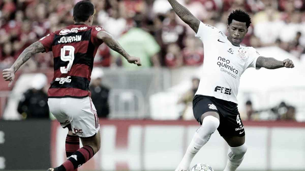 Com derrota do Flamengo, Corinthians segue como último sul