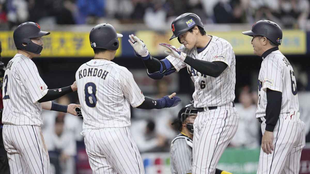 Japan Routs China in WBC Opener - The Japan News