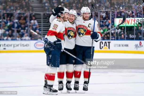 Sergei Bobrovsky made 34 saves in Panthers' Game 1 win vs. Maple Leafs