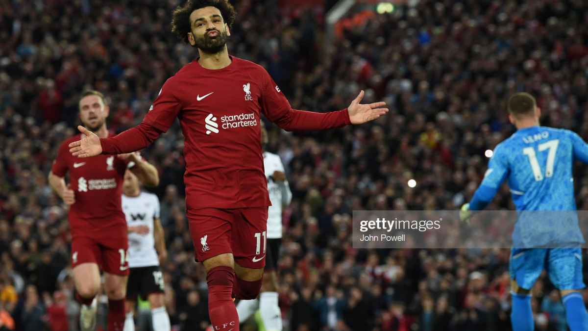 Liverpool 1-0 Fulham: Salah smashes home penalty to maintain Reds top four  push - VAVEL International