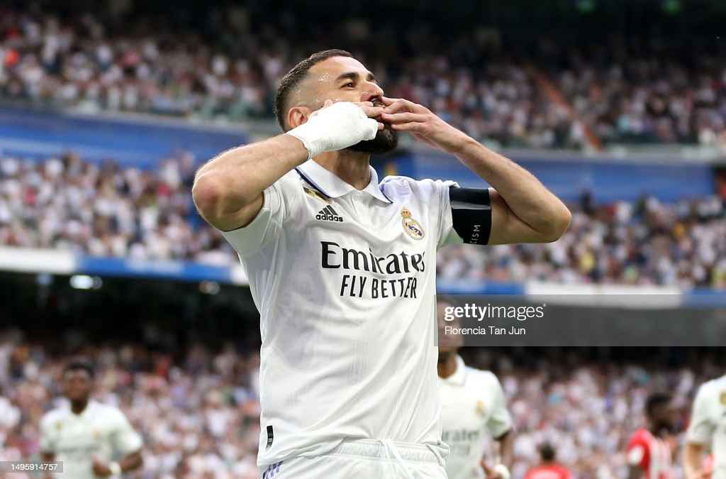 Benzema and Marcelo pose in new 2021-22 Real Madrid shirt