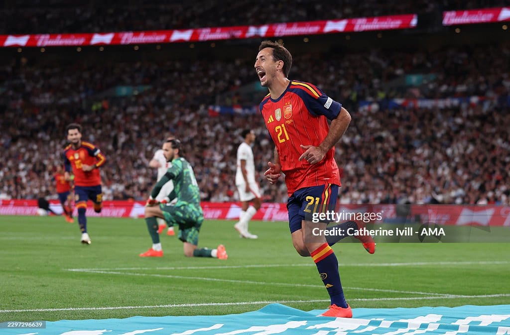 L'Espagne s'impose 3-2 face à l'Angleterre et prolonge son Invincibilité