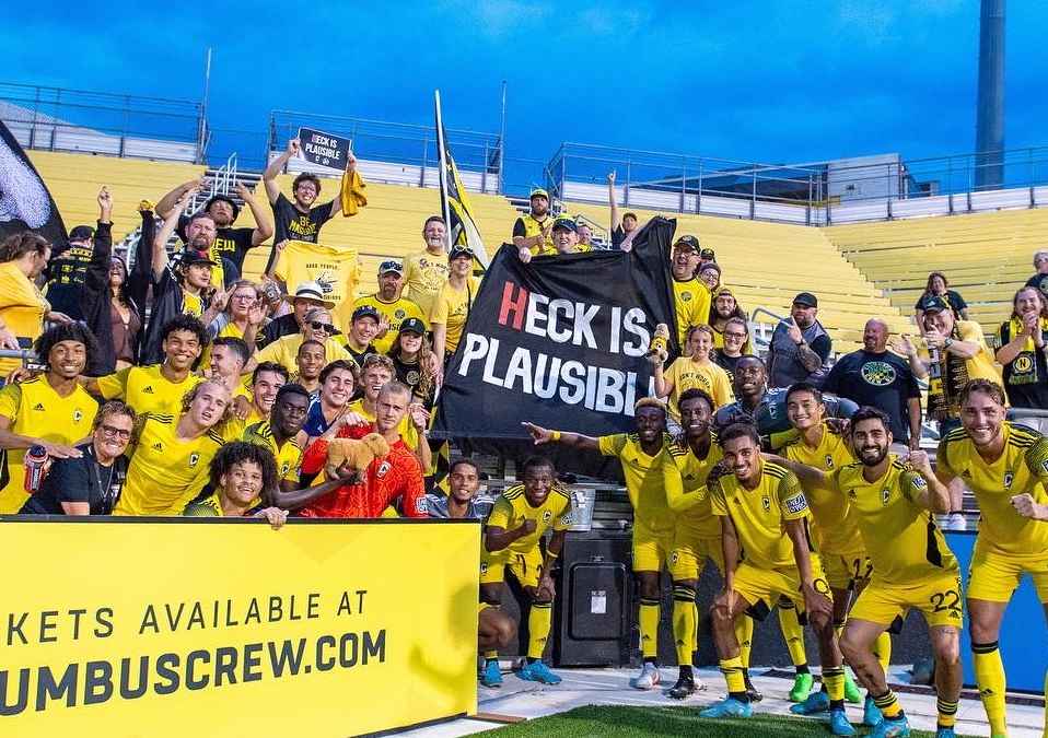 Columbus Crew: Two US cities fight over one football team - BBC News