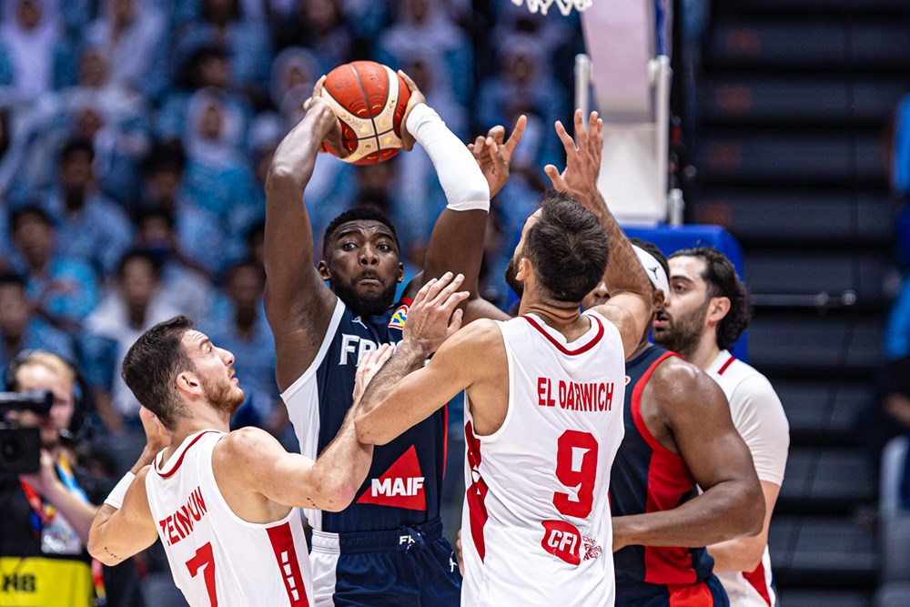 BasketNews on X: France and Lebanon engage in intense on-court