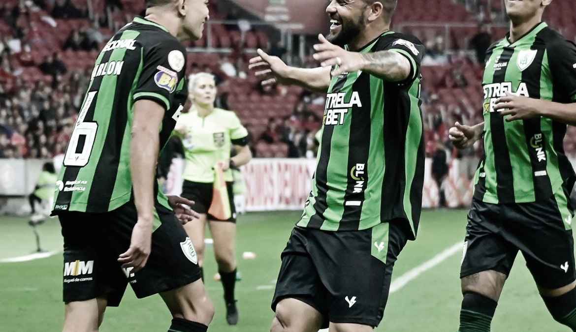 América-MG e Coritiba se enfrentam em jogo que pode definir 1º