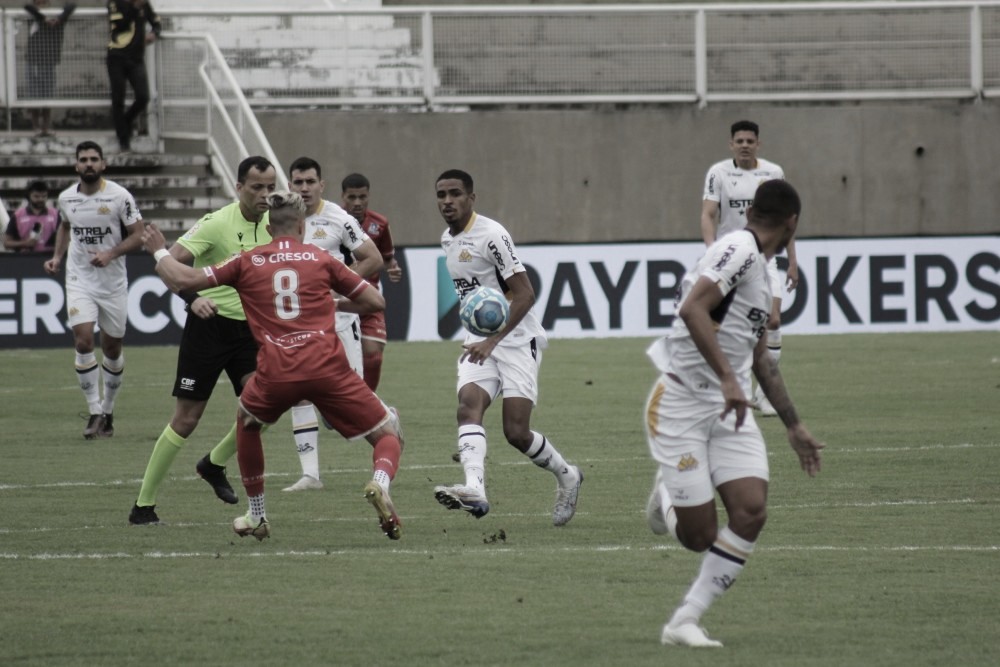 Em jogo sem emoções, Sport empata sem gols com a Tombense pela Série B