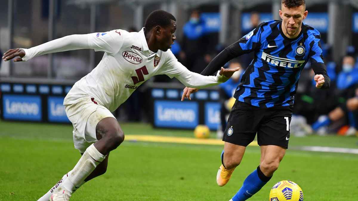 Official Starting Lineups Torino Vs Inter Milan: De Vrij