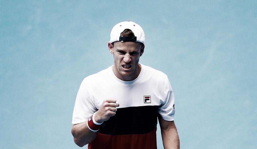Schwartzman vence Lajovic e marca encontro com Djokovic nas oitavas do Australian Open Schwartzman vence Lajovic e marca encontro com Djokovic nas oitavas do Australian Open