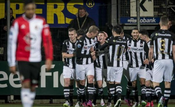 El Heracles arruina el San Valentín del Feyenoord