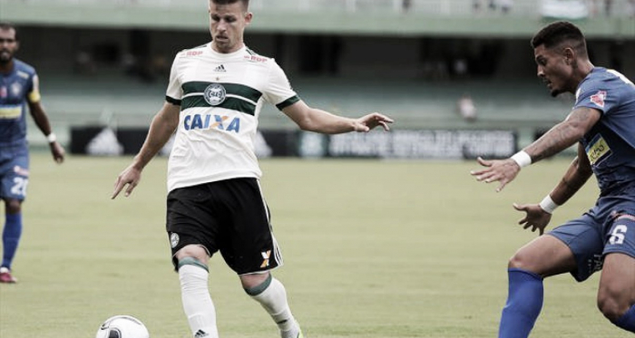 Atlético-MG anuncia contratação do volante Matheus Galdezani