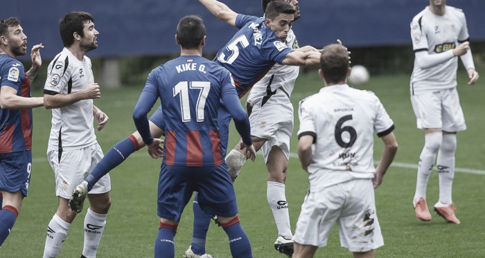 La SD Eibar y el Real Unión sellan las tablas en un choque parejo (1-1)