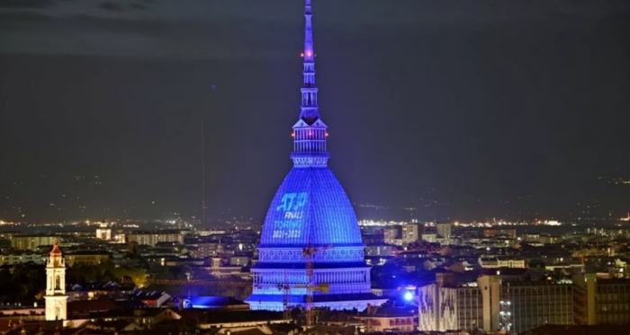 Torino si illumina d'immenso. Al via le ATP Finals