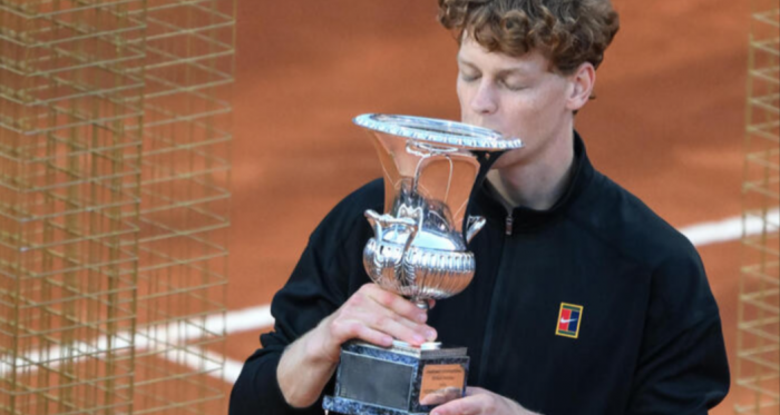 Jannik Sinner è il nuovo re di Roma