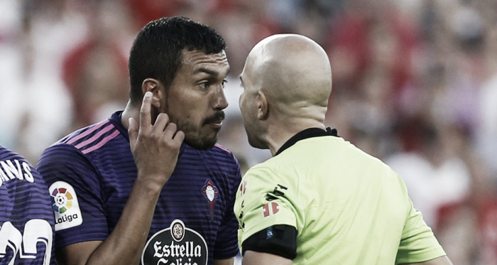 González Fuertes dirigiendo al Celta // FUENTE: Real Valladolid C.F.